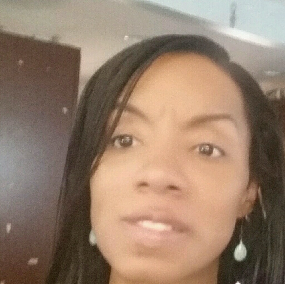 Meet your Posher, Constance